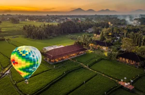 Hot-Air-Balloon-in-Bali