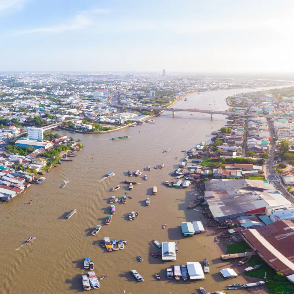 Cai Rang floating market vietnam